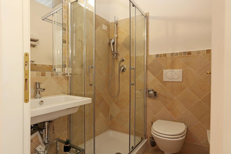 Daplace - HQH Colosseo, Rome, Italy