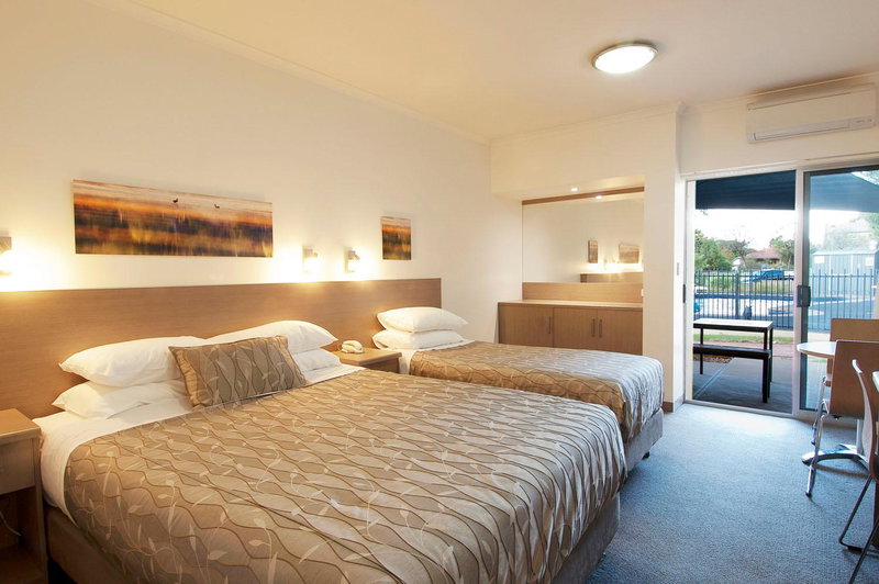 Loxton Community Hotel Motel, Loxton, Australia
