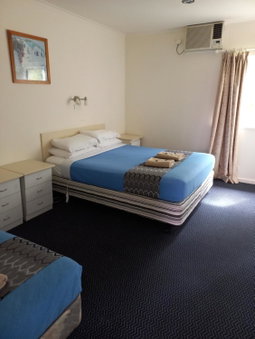 Heyfield Motel and Apartments, Lakes Entrance, Australia
