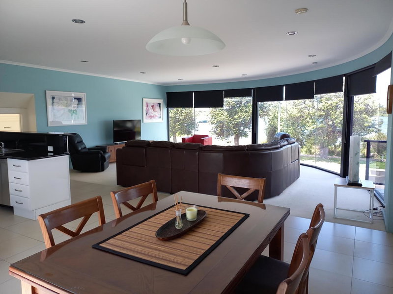 Heyfield Motel and Apartments, Lakes Entrance, Australia