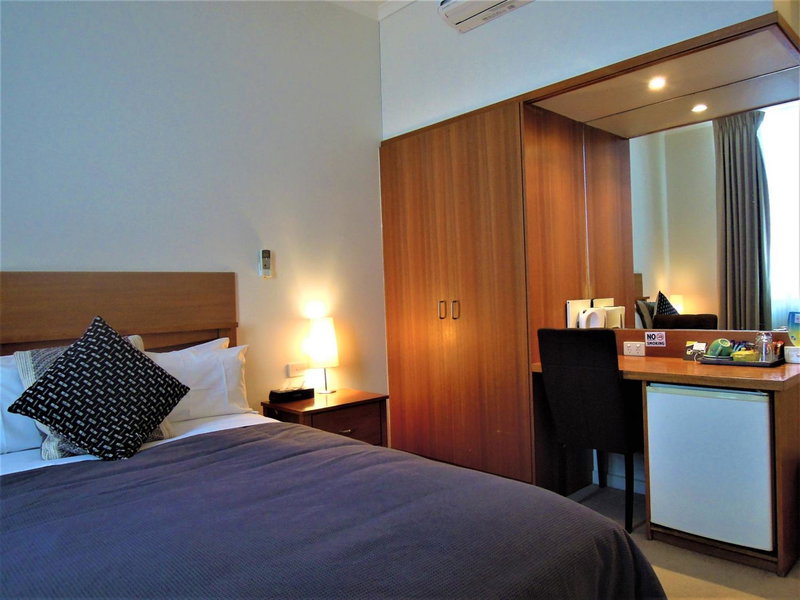 Plough Hotel, Melbourne, Australia
