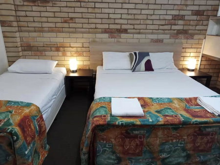 Paradise Motel, Mackay, Australia