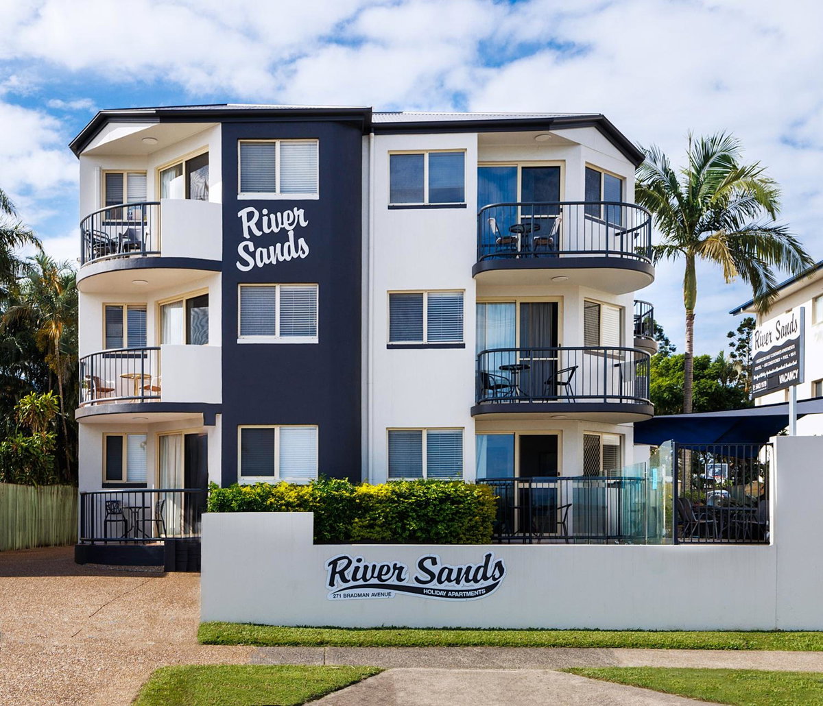 Hotel · River Sands Apartments, Maroochydore