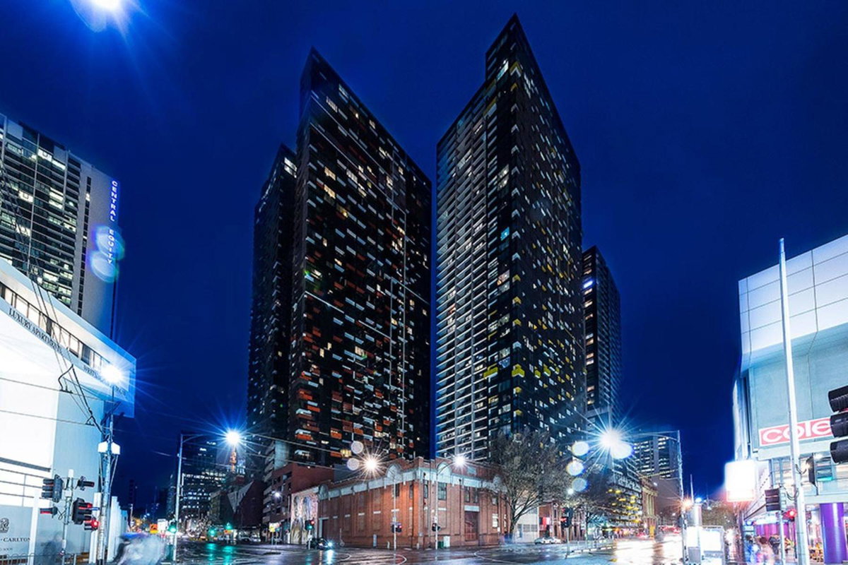 Sakura Apartment, Australie