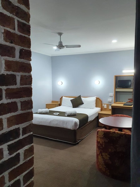 Moonraker Motor Inn, Parkes, Australia