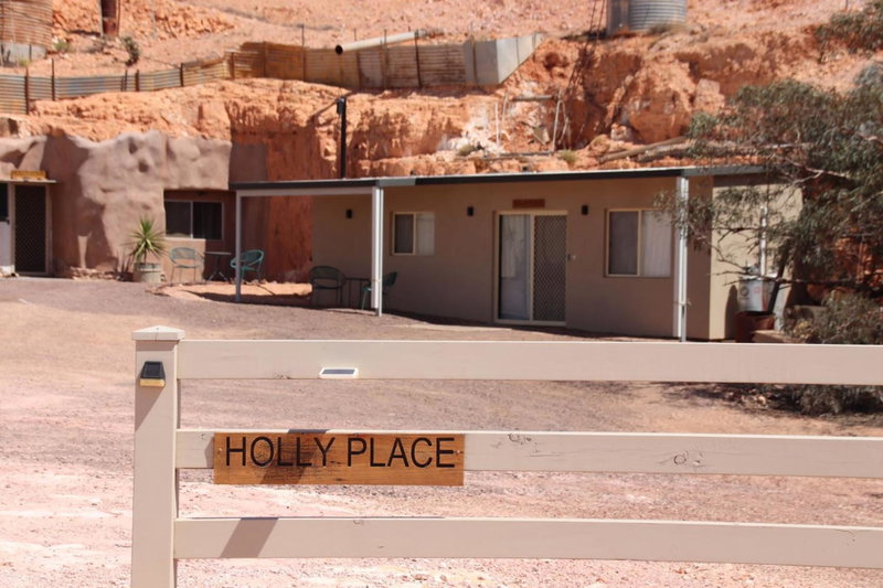 Holly Place, Coober Pedy, Australia
