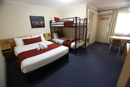 Townhouse Motel Cowra, Cowra, Australia