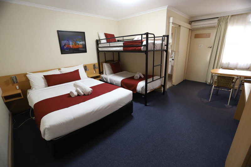 Townhouse Motel Cowra, Cowra, Australia