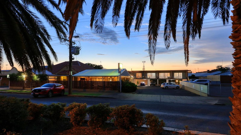 Court Street Motel, Parkes, Australia