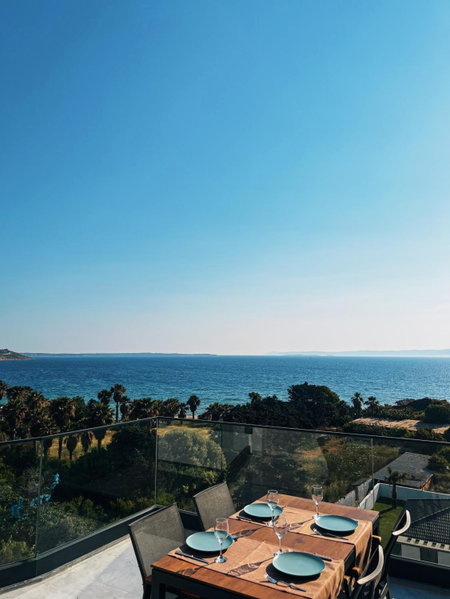 Kadagan Sui̇tes Ayasaranda, Cesme, Turkey