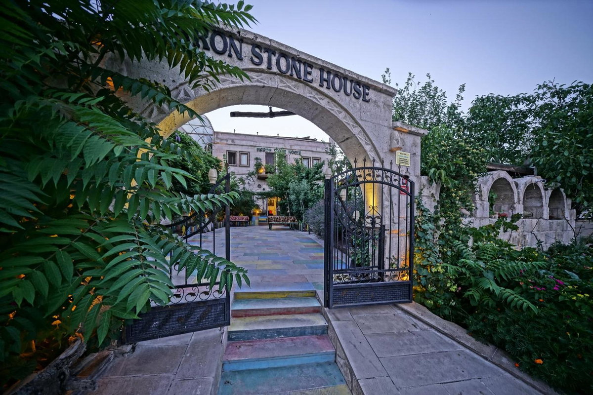 Maron Stone House, Турция