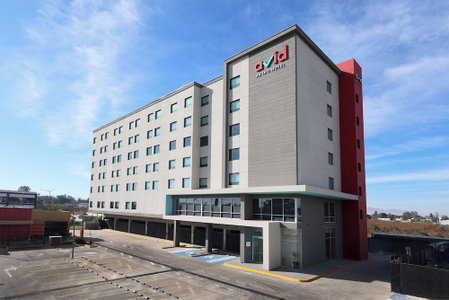 avid hotel Guadalajara Aeropuerto Norte by IHG, Tlaquepaque, Mexico