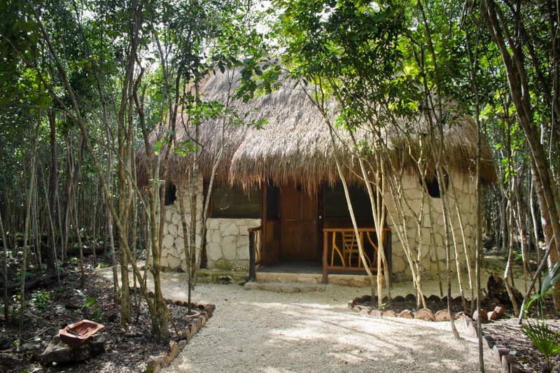Aldea Maya-Ha Cabañas con cenotes, Puerto Morelos, Mexico