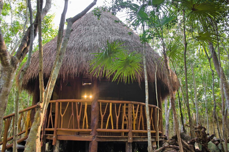Aldea Maya-Ha Cabañas con cenotes, Puerto Morelos, Mexico