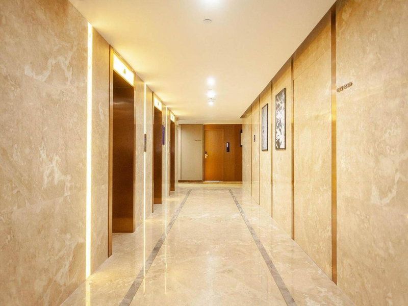 Kyriad Marvelous Hotel Weihai Railway Station, Weihai, China