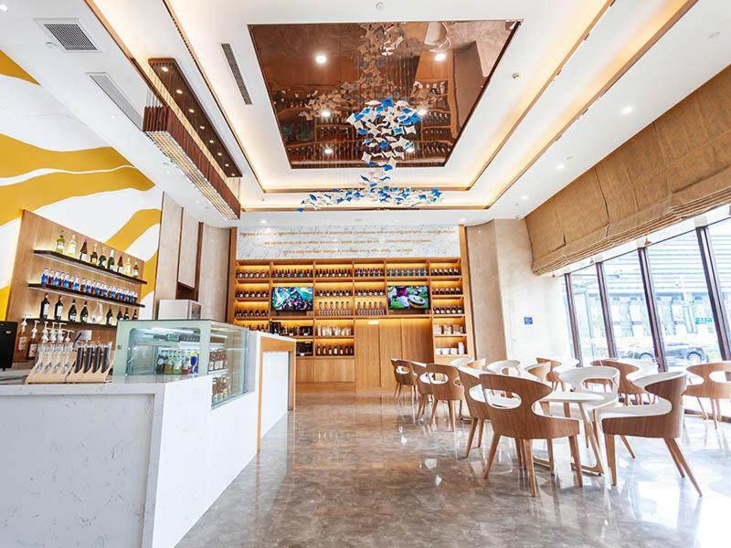 Kyriad Marvelous Hotel Weihai Railway Station, Weihai, China