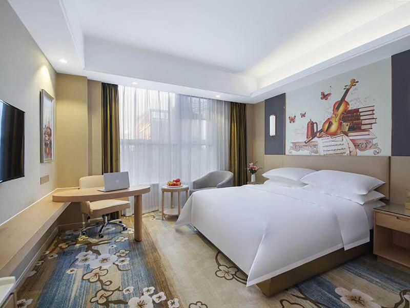 Vienna International Hotel Jurong Huayang, Jurong, China