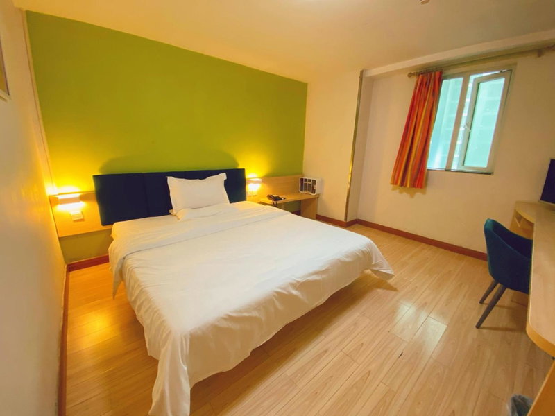 7Days Inn Shenzhen Guomao Metro Station, Shenzhen, China