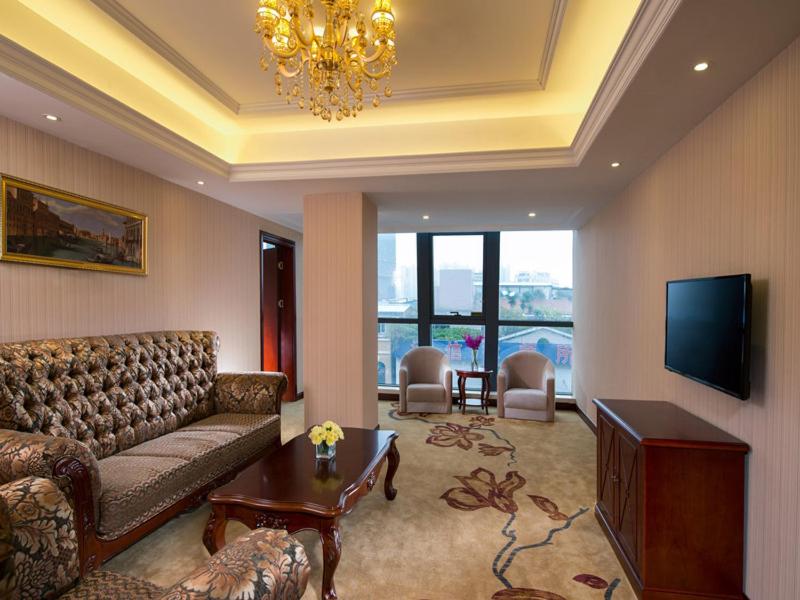 Vienna Hotel Shunde Longjia Exhibition Center, Shunde, China