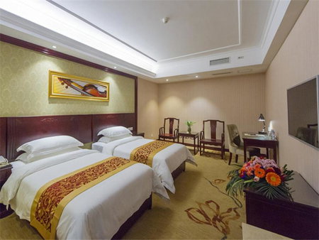 Vienna Hotel Guilin North Road, Guilin, China