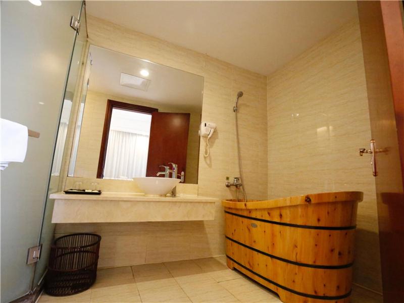 Vienna Hotel Suzhou Luokou Furniture Store, Suzhou, China