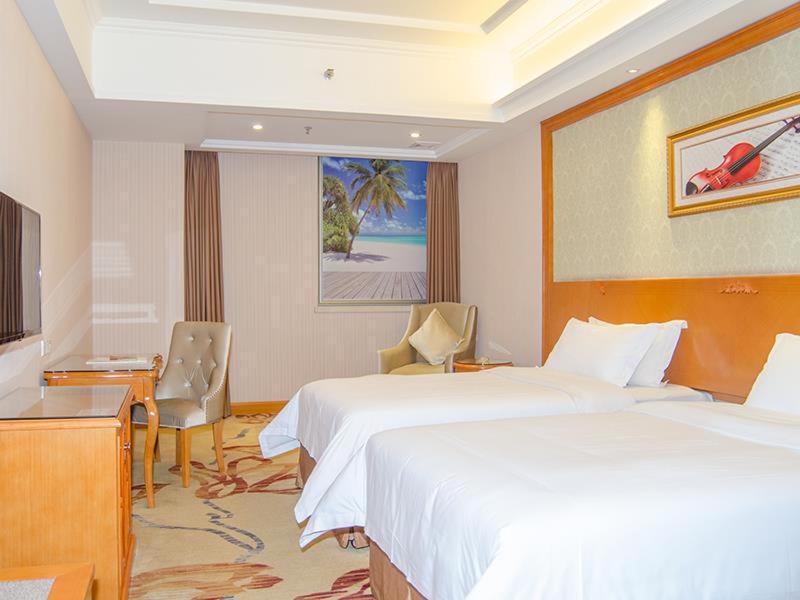 Vienna Hotel Dongguan Mayong Centre Avenue, Dongguan, China
