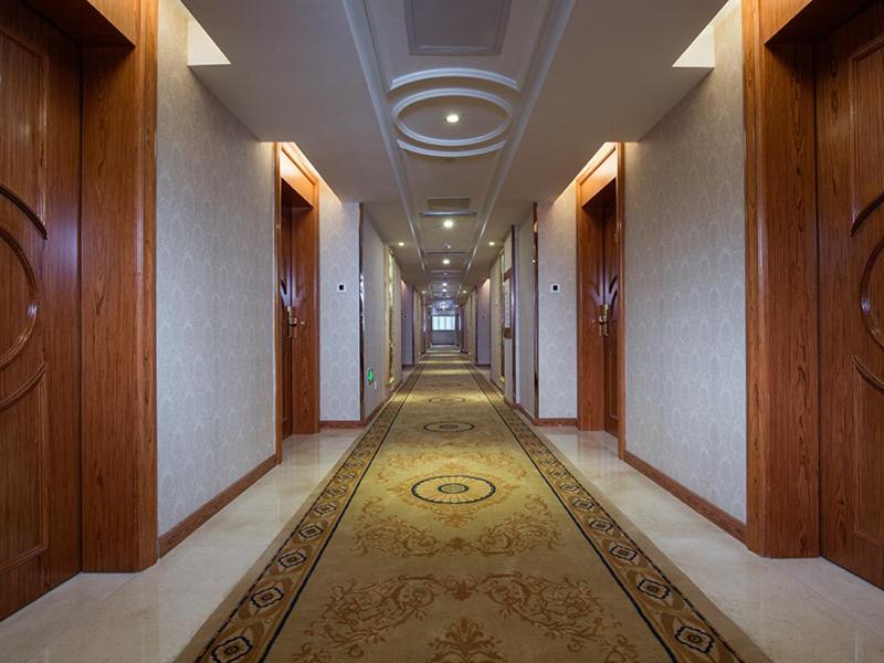 Vienna International Hotel Shenzhen Caopu Jindaotian, Shenzhen, China