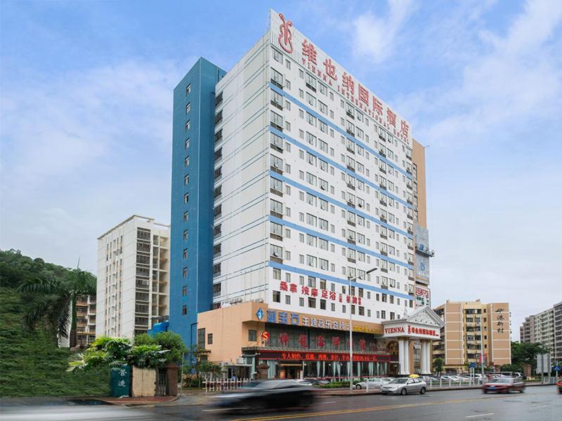 Vienna International Hotel Shenzhen Caopu Jindaotian, Shenzhen, China