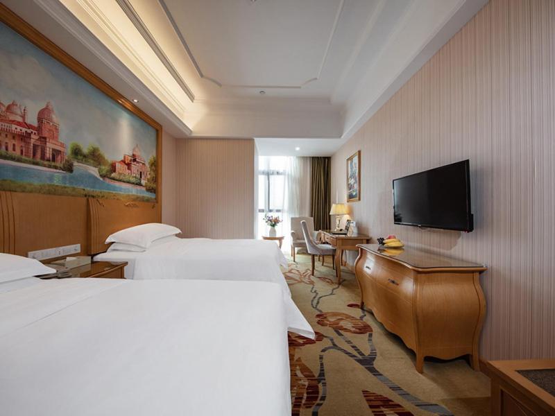 Vienna International Hotel Fuzhou Cangshan Wanda, Fuzhou, China