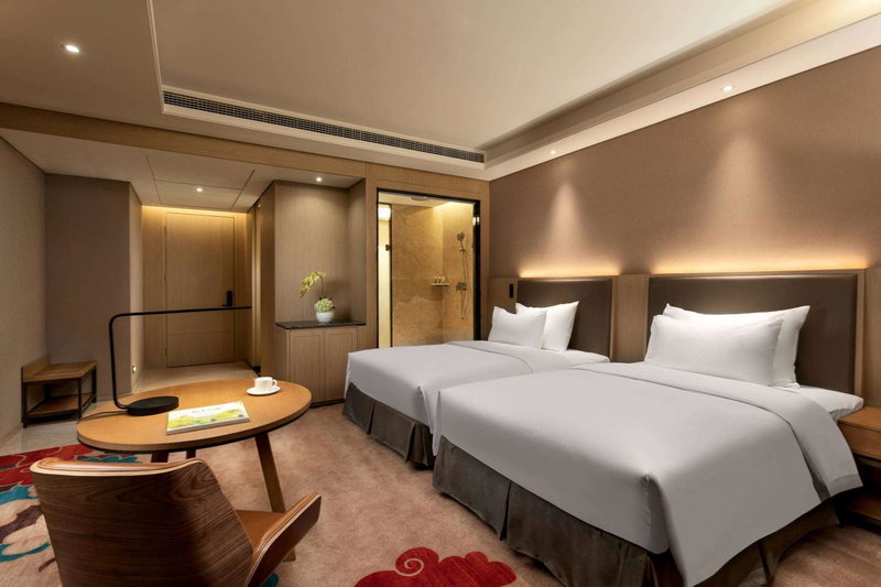 Ramada Wyndham Zhengzhou Xinzheng, Xinzheng, China