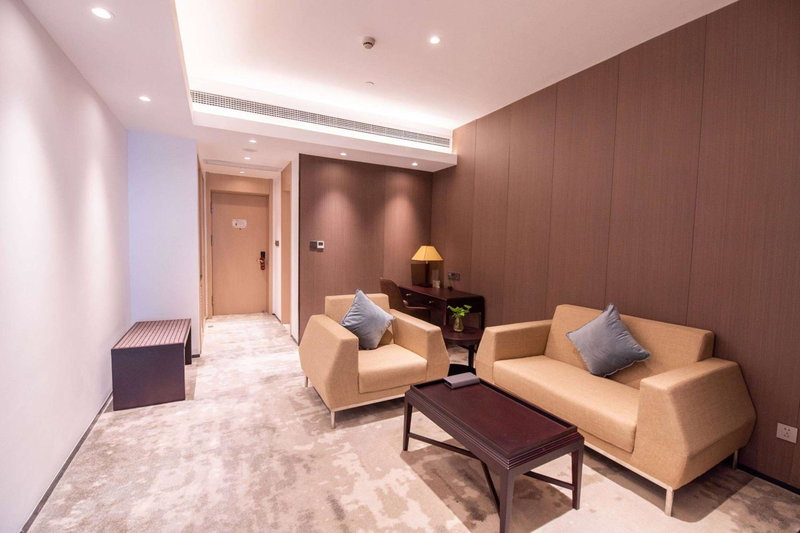 Ramada Plaza Sino-Bay Shanghai, Fengxian, China