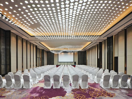 Crowne Plaza Wuxi Lake View by IHG, Wuxi, China