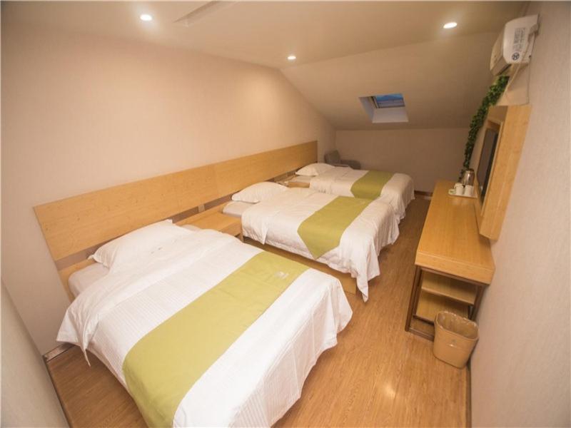 Green Alliance Chengde City Shuangqiao District Summer Resort Hotel, Chengde, China