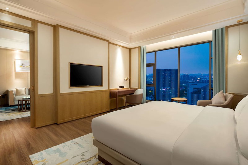 Ramada Plaza by Wyndham Dongguan Songshan Lake, Dongguan, China