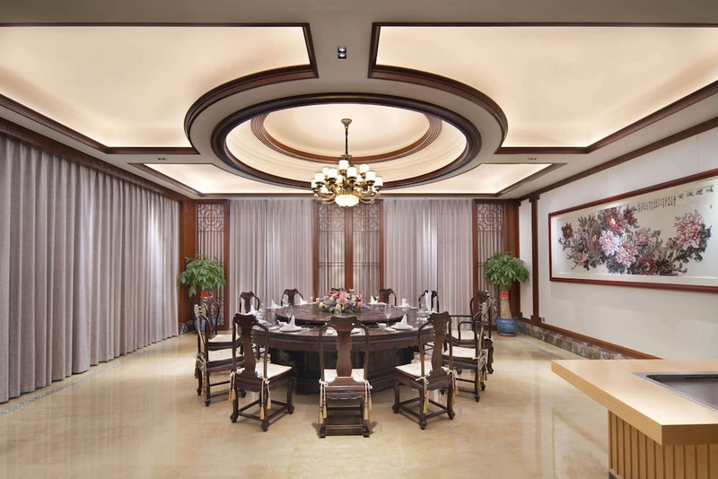 Ramada Plaza by Wyndham Dongguan Songshan Lake, Dongguan, China