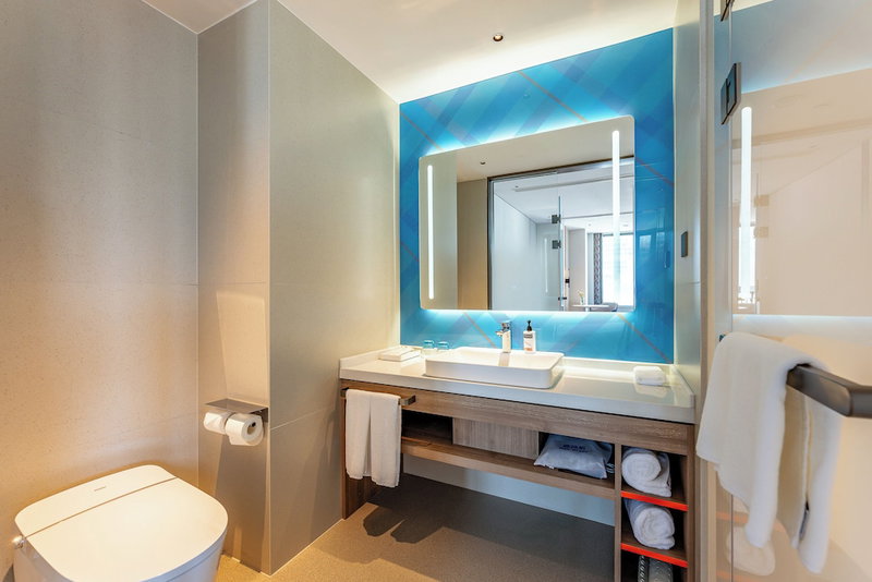 Holiday Inn Express Taizhou City Center by IHG, Taizhou, China