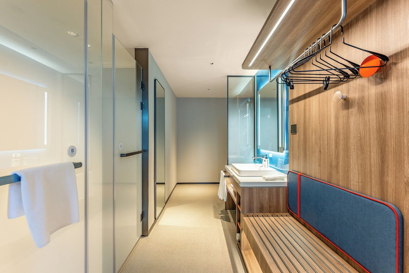Holiday Inn Express Taizhou City Center by IHG, Taizhou, China