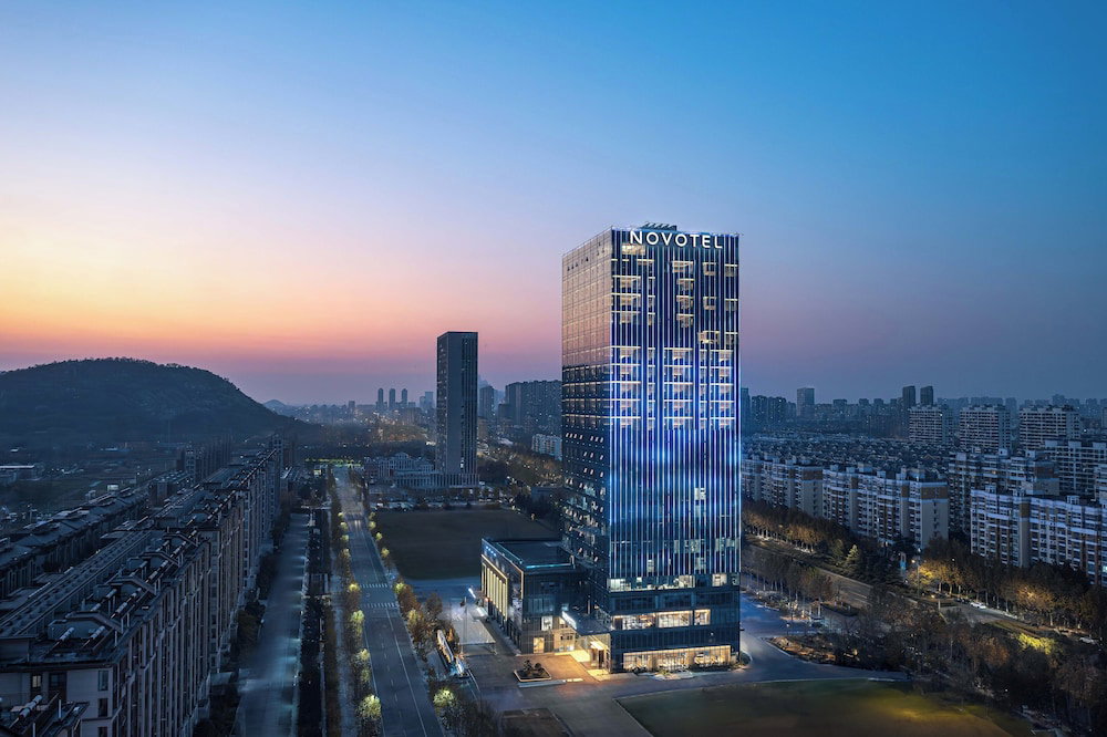 Hotel · Novotel Lianyungang Haizhou, Lianyungang