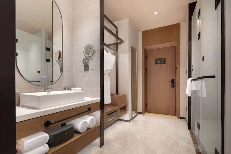 Novotel Lianyungang Haizhou, Lianyungang, China