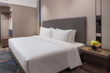 Holiday Inn Express Qingdao City Balcony by IHG, Qingdao, China