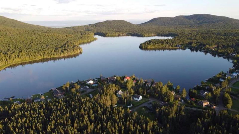 Le Chalet Le Bois Rond Des Ruisseaux, Saint-Tite-des-Caps, Canada