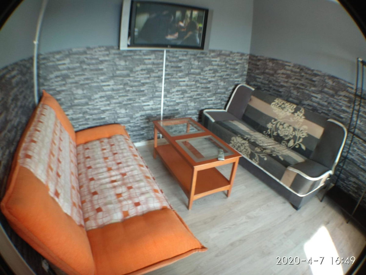 Hotel · 1090 Śmiałego 38 - Tanie Pokoje w Apartamencie - samodzielne zameldowanie - self check in, Poznań