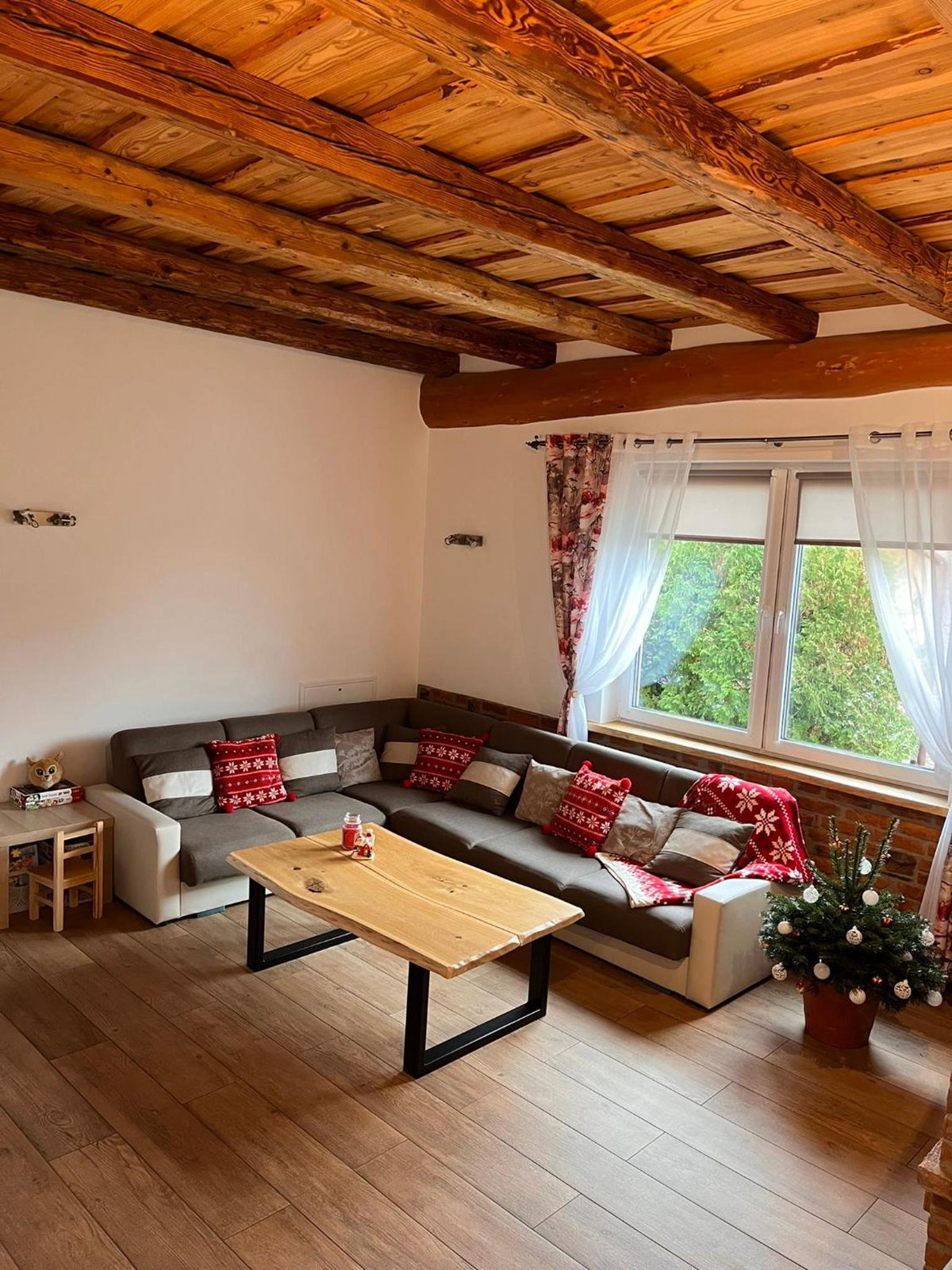 Hotel · Pokoje u Jasia i Małgosi, Skawa