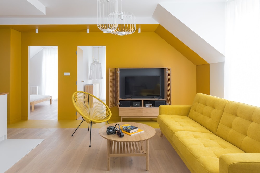 Hotel · Colors Apartments, Zator