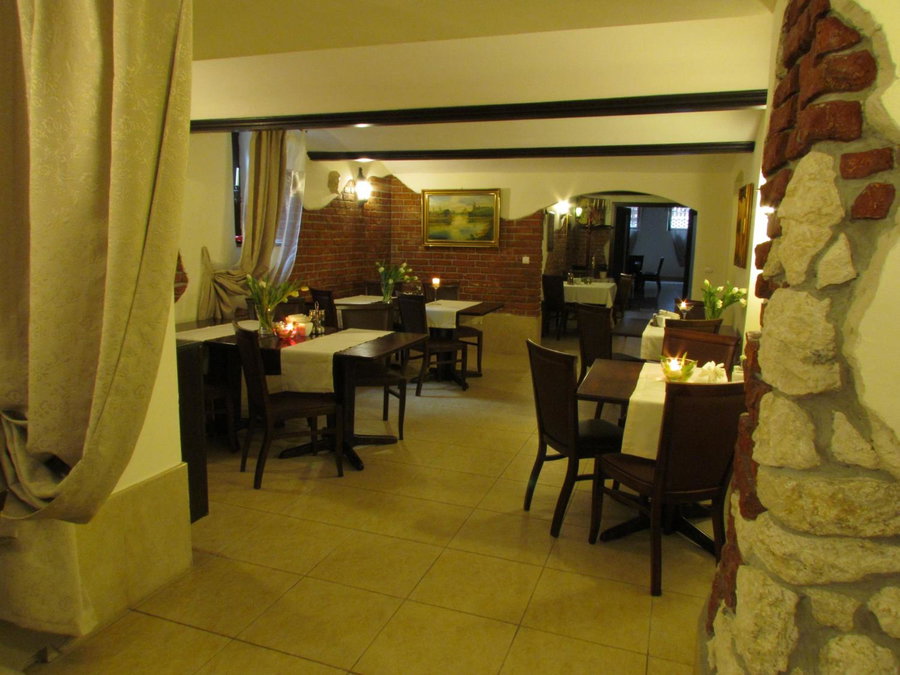 Dworek Złoty Róg Hotel i Restauracja, Kraków, Poland