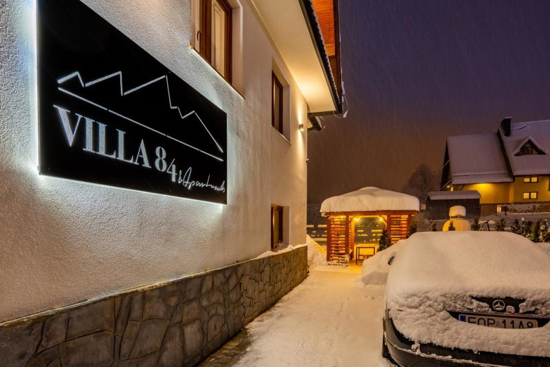 Villa 84 & Apartments Jacuzzi & Sauna, Zakopane, Poland