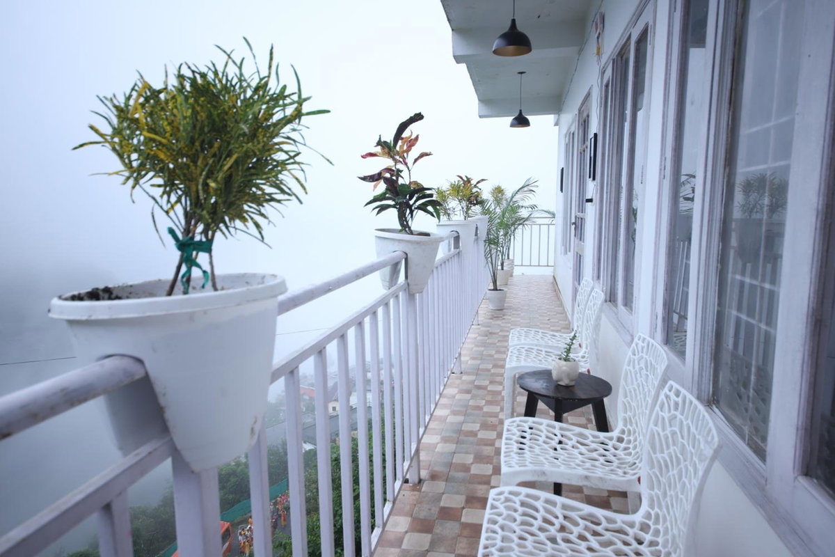 Hotel · Perfectstayz Luxe mall road - Free Parking, Mussoorie