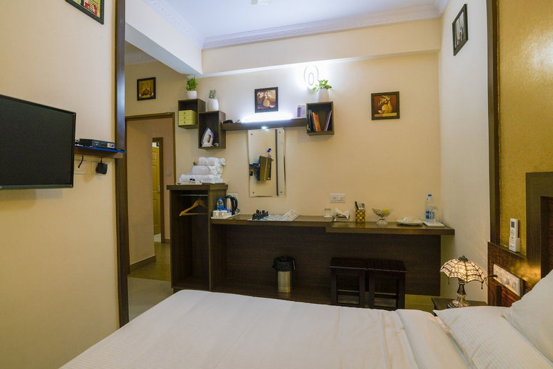 Blue Bell Airport Hotel, Aluva, India