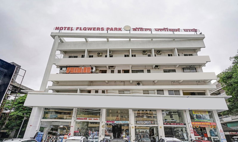 Itsy Hotels Flowers Park, Nashik, India