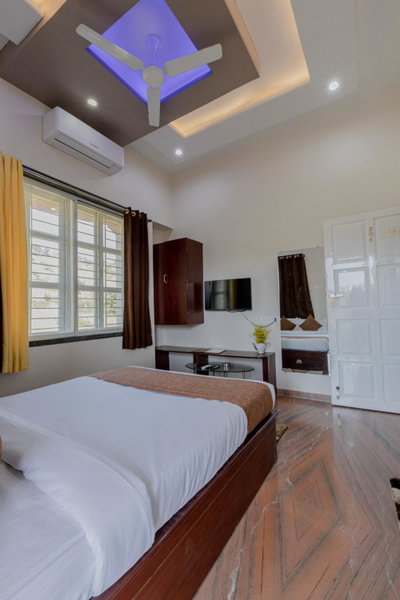 Silver Galaxy Resort, Panchgani, India